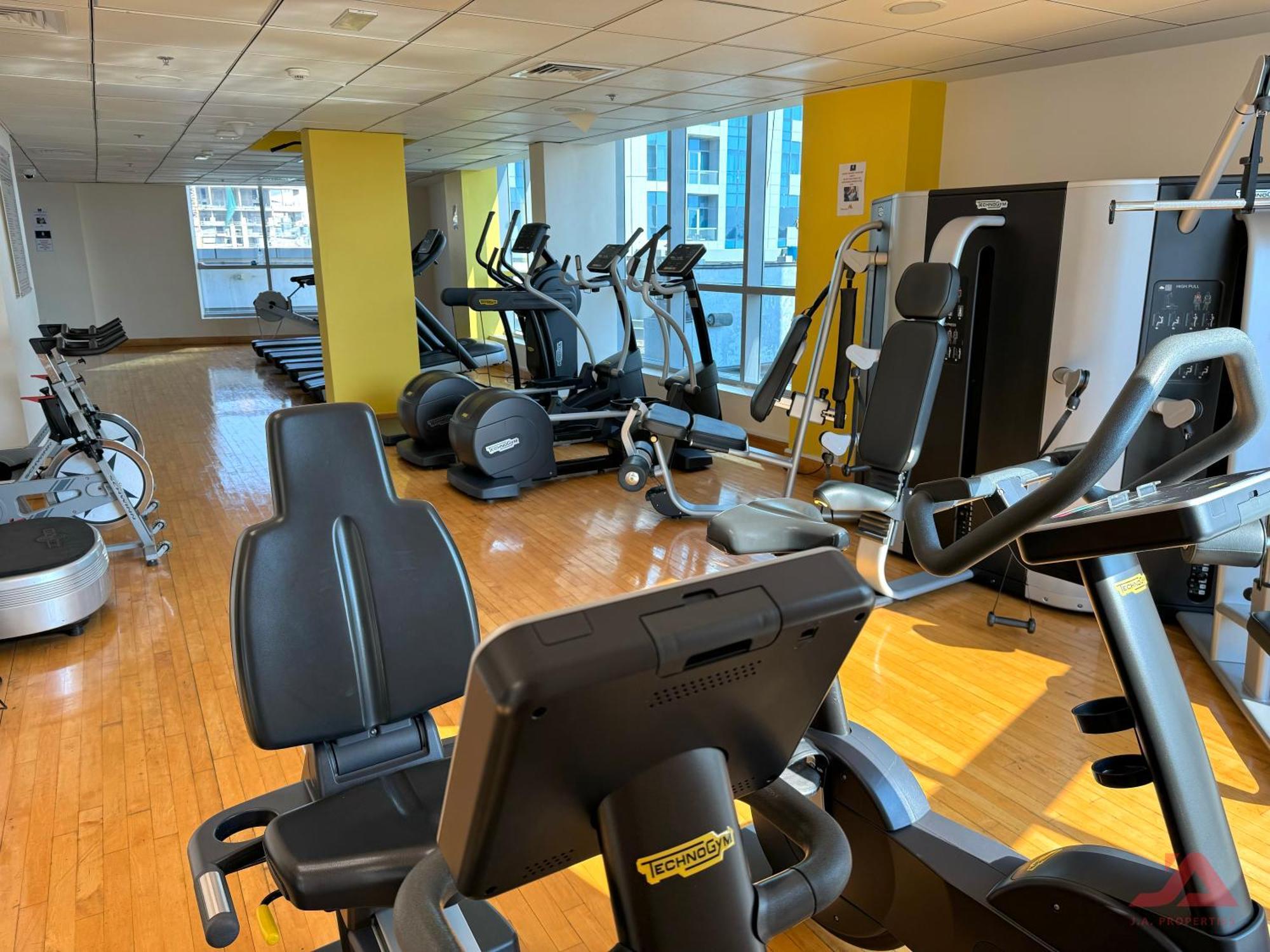 Cozy Marina & Sea View Apt In Bay Central Tower Dubai Marina With Modern Gym & Pool, Steps To Beach & Metro Exteriör bild